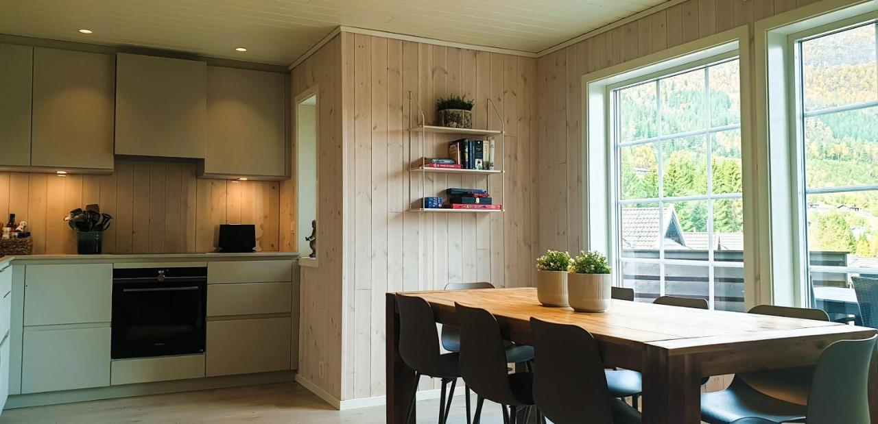 New And Exclusive Cottage In Voss With A Great View 斯屈勒斯塔穆 外观 照片